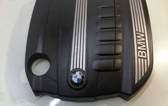BMW 7 F01 F02 F03 F04 Engine cover (trim) 7800575