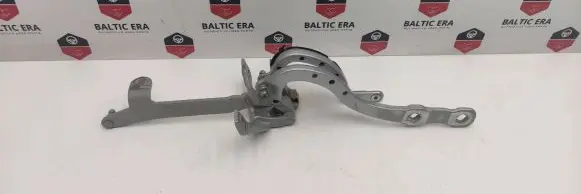 BMW 5 G30 G31 Tailgate/trunk/boot hinge 7390414