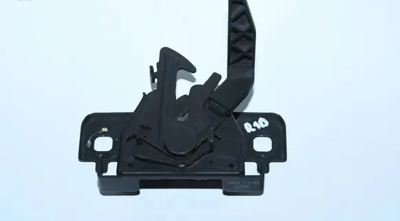 Dacia Sandero Engine bonnet/hood lock/catch 656017676R