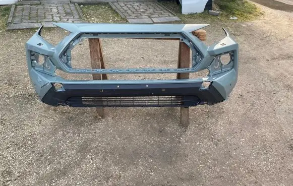 Toyota Yaris Front bumper 52119-20B80