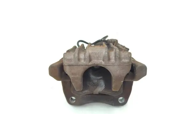Volkswagen Jetta VI Rear brake caliper 