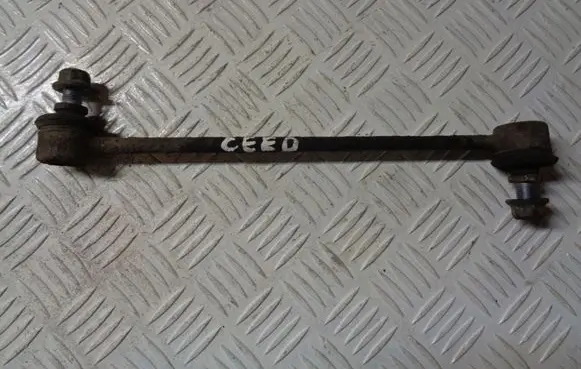 KIA Ceed Front anti-roll bar/stabilizer link 