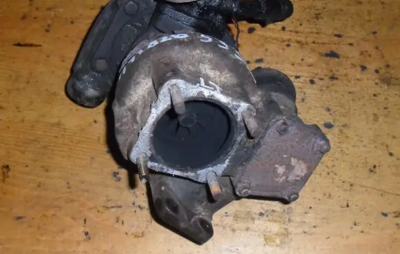 Volkswagen PASSAT Turbo system vacuum part 