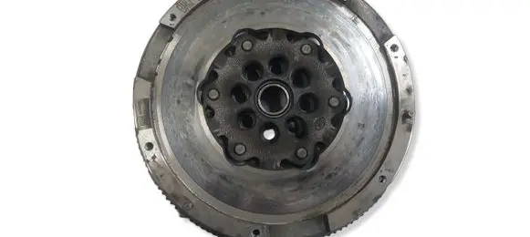 BMW 2 F46 Dual mass flywheel 8600209