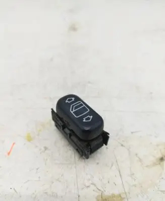 Mercedes-Benz S W220 Electric window control switch 2208201210