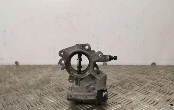 Opel Insignia A Electric throttle body valve 55564164
