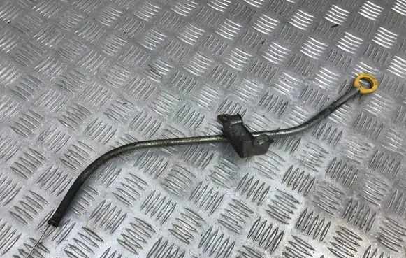 Toyota Prius (XW30) Oil level dip stick 