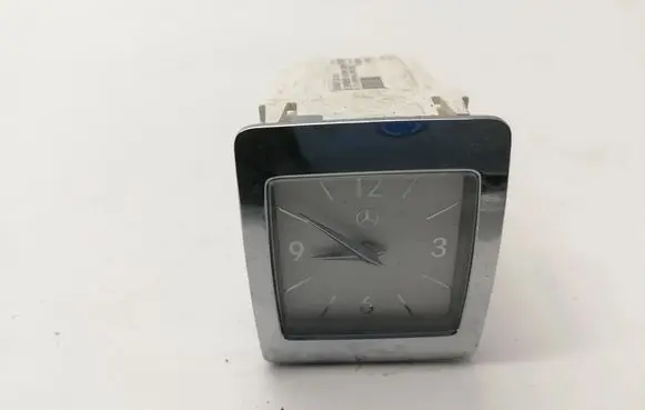 Mercedes-Benz E W212 Clock A2188270000