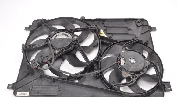 Volvo XC60 Electric radiator cooling fan P31293777