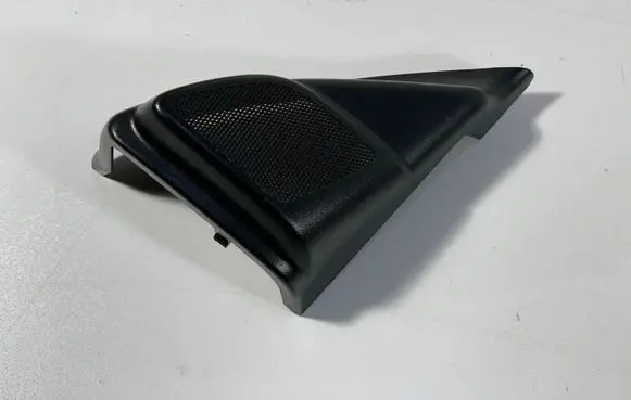 Side speaker trim/cover