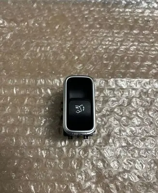 Mercedes-Benz CLA C118 X118 Tailgate opening switch A1678205702 HW182500 4207