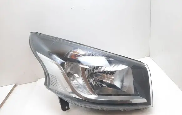 Renault Trafic III (X82) Headlight/headlamp 260108047R