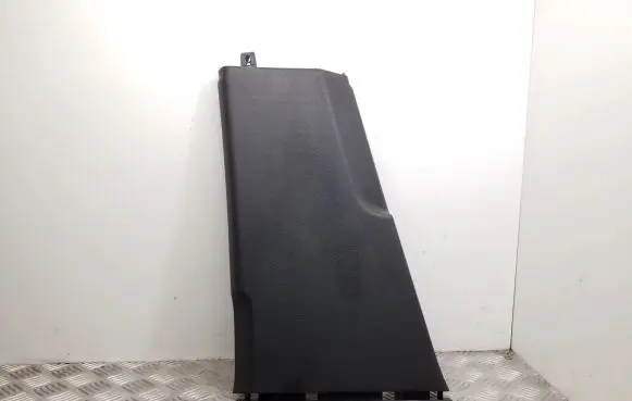 (B) pillar trim (bottom)