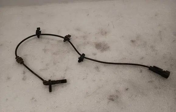 Chevrolet Volt I ABS rear brake sensor 13346945