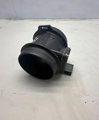 Audi A4 S4 B6 8E 8H Mass air flow meter 06C133471A AFH7501A