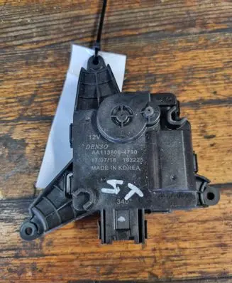 Ford Focus Air flap motor/actuator AA1138004870 05410418