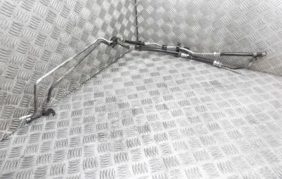 Ford Focus C-MAX Air conditioning (A/C) pipe/hose