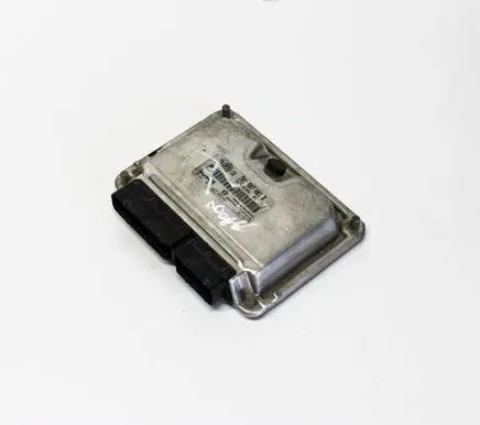 Volkswagen PASSAT B5 Engine control unit/module 3B1907401B
