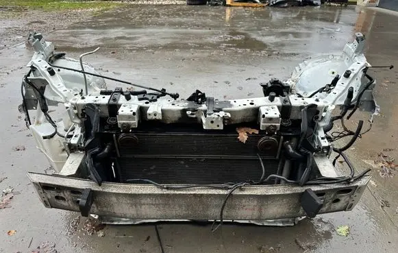 Toyota Prius+ (ZVW40) Radiator support slam panel