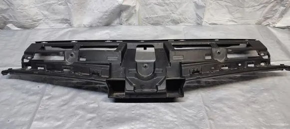 Renault Twingo II Front grill 620360408R