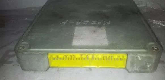 Mazda 323 F Engine control unit/module