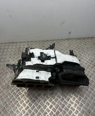 KIA Ceed Interior heater climate box assembly 97200J7120 A20293957 201906170