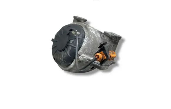 Engine mount bracket