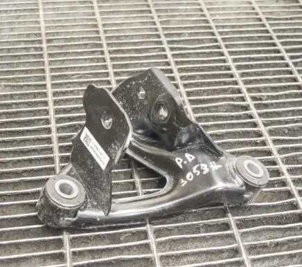 Tesla Model 3 Engine mounting bracket 111023200C 111152000B