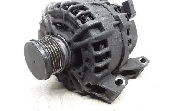 Volvo S60 Generator/alternator 30659131 0125811005