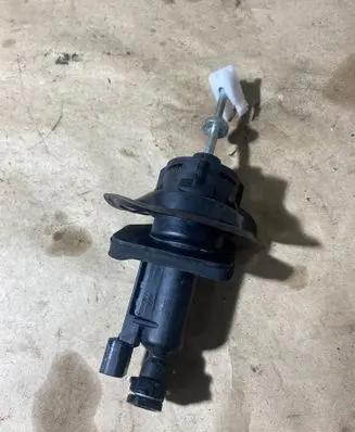 Ford Focus Clutch master cylinder SE10031 BV517A552AB