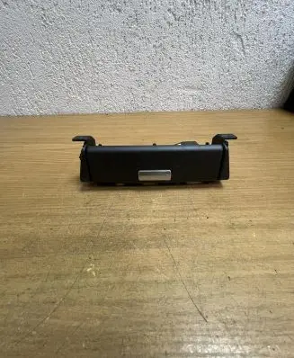 Land Rover Range Rover L322 AUX in-socket connector 903916000019 F2733
