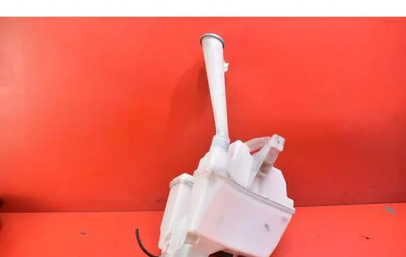 Nissan Pulsar Windshield washer fluid reservoir/tank 289103ZL0E
