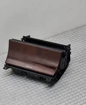 Mercedes-Benz E W210 Ashtray (front) 
