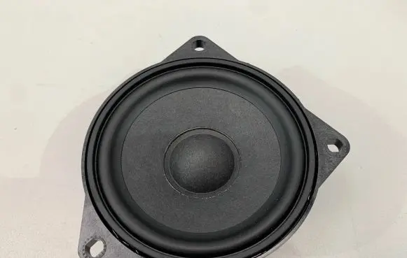 BMW X3 G01 Front door speaker 2622517