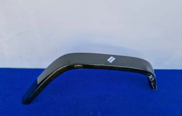 Mercedes-Benz G W463 2nd Gen Front arch trim A4638808201