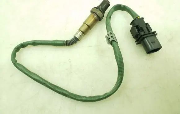 Mercedes-Benz E C207 W207 Lambda probe sensor A0045427318
