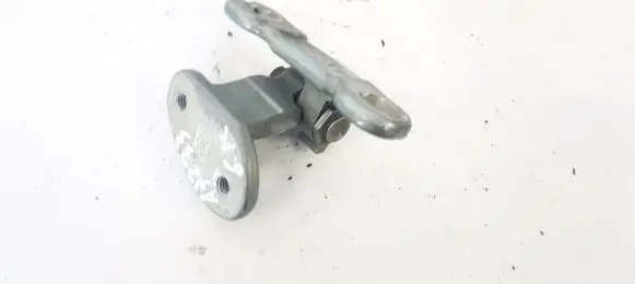 Volvo V50 Rear door lower hinge 46li