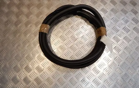 Volvo S60 Rear door rubber seal (on body) 33413