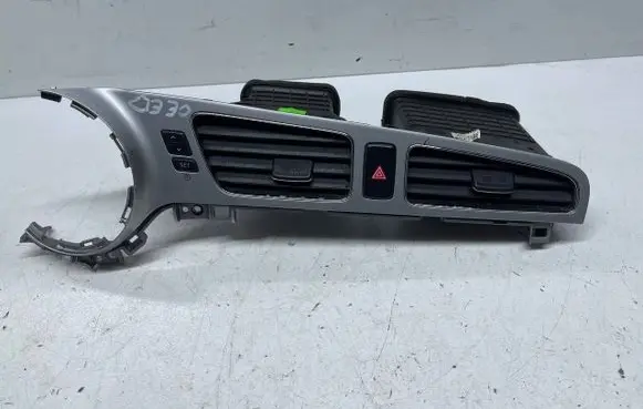 Dashboard trim