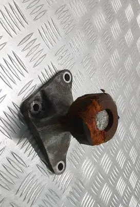 Audi A6 S6 C6 4F Engine mounting bracket 4F0199343G