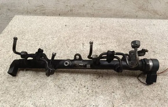 BMW X3 E83 Fuel main line pipe 7787164 057814L5 0445214030