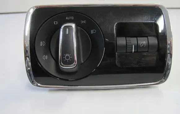 Skoda Rapid (120G, 130G, 135G) Central console control unit 3T0941431B