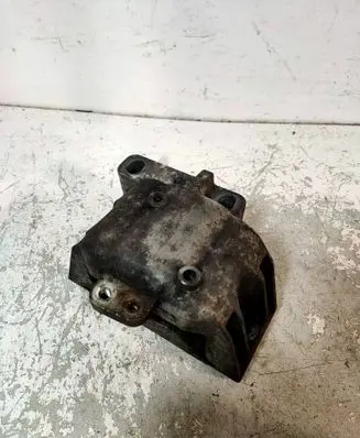 Audi TT Mk1 Engine mount bracket 1J0199262CL