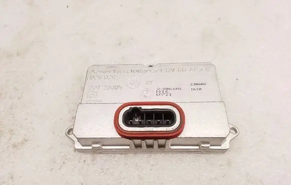 Mercedes-Benz E W211 Headlight ballast module Xenon 5DV00829000