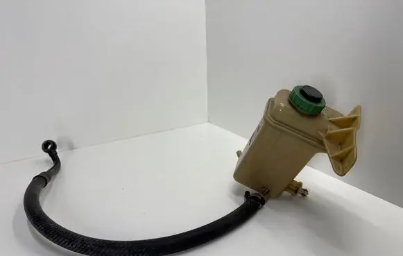 Audi 80 90 S2 B4 Power steering fluid tank/reservoir 8A0422373C