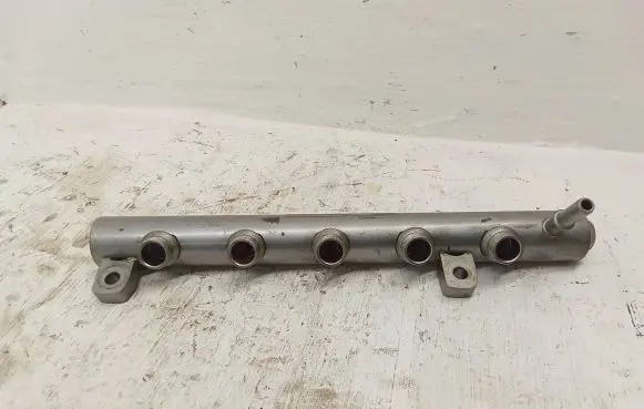 Nissan Qashqai+2 Fuel main line pipe H8201044829 175216420RB 1305700367199