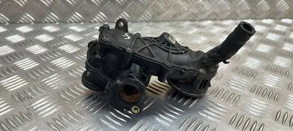 Audi A8 S8 D5 Thermostat/thermostat housing 059121111CT