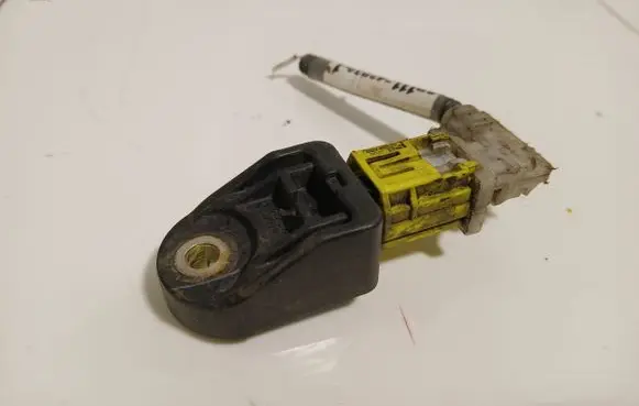 Toyota RAV 4 (XA30) Airbag deployment crash/impact sensor 8917342080 701283T42