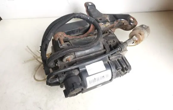 Mercedes-Benz S W220 Air suspension compressor/pump 15155000102 A2203200258 2203200258