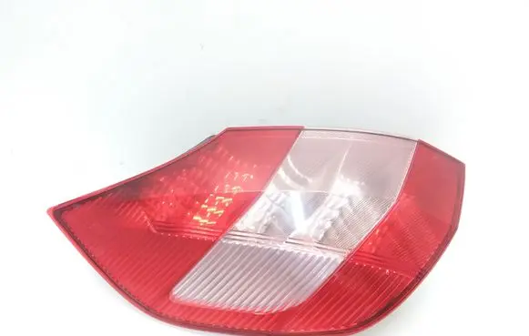 Renault Scenic II - Grand scenic II Rear/tail lights 8200127704